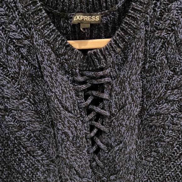 Sweater - Picture 2 of 4